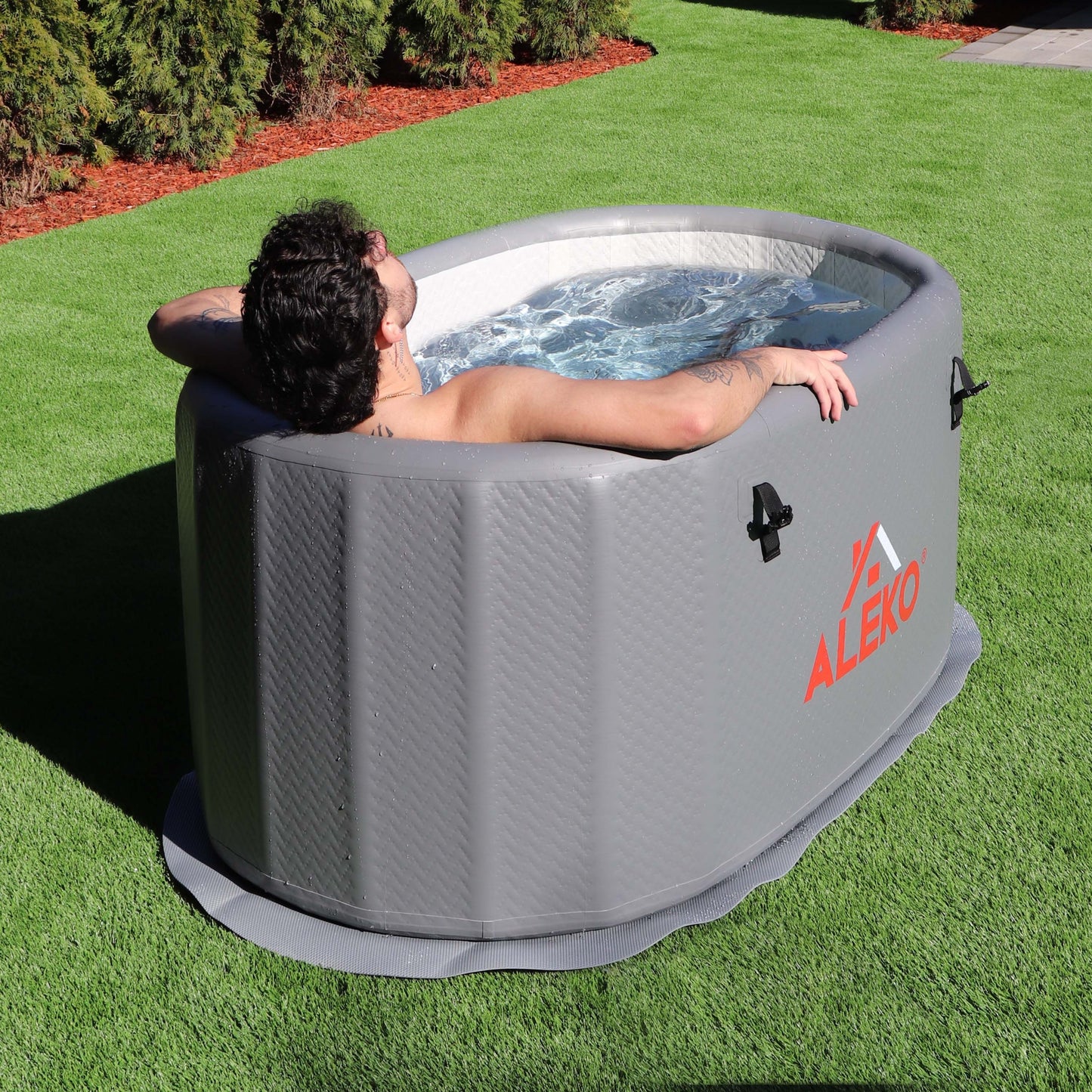 Inflatable Cold Ice Plunge Portable Bath Tub with Cover